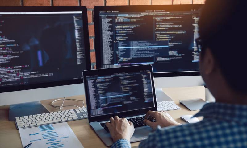 数据科学选型:R与Python如何赋能如东县网站建设?